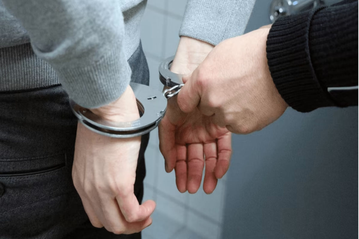 Babaeng Brazilian, arestado sa NAIA dahil sa ₱10M liquid cocaine